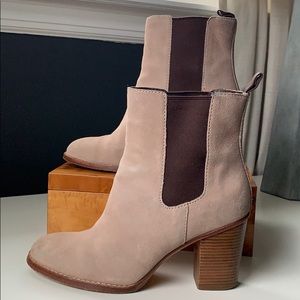 COLE HAAN CHELSEA BOOTS